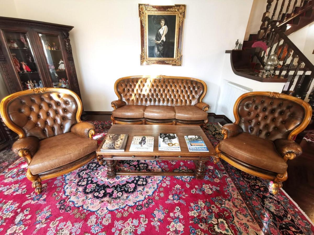 그라베도나 Elegant Historic Large House On Lake Como 아파트 외부 사진