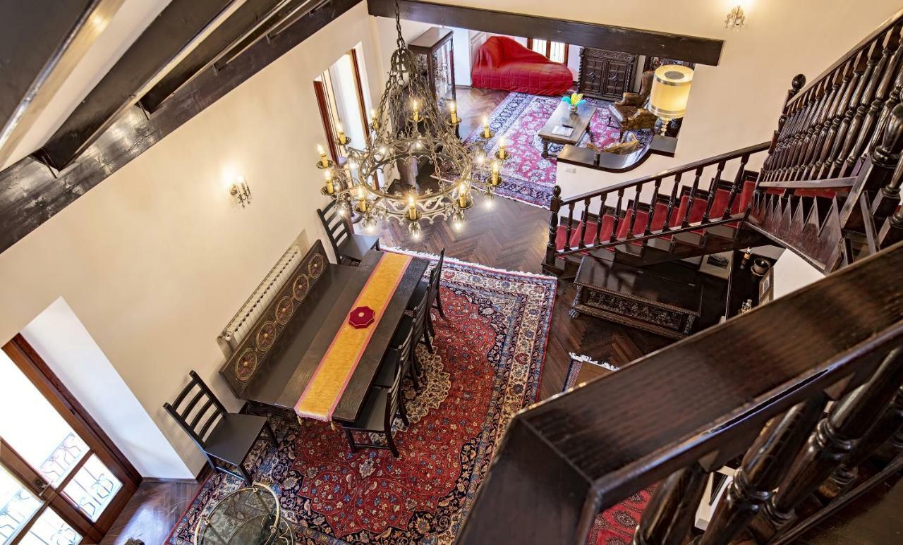 그라베도나 Elegant Historic Large House On Lake Como 아파트 외부 사진