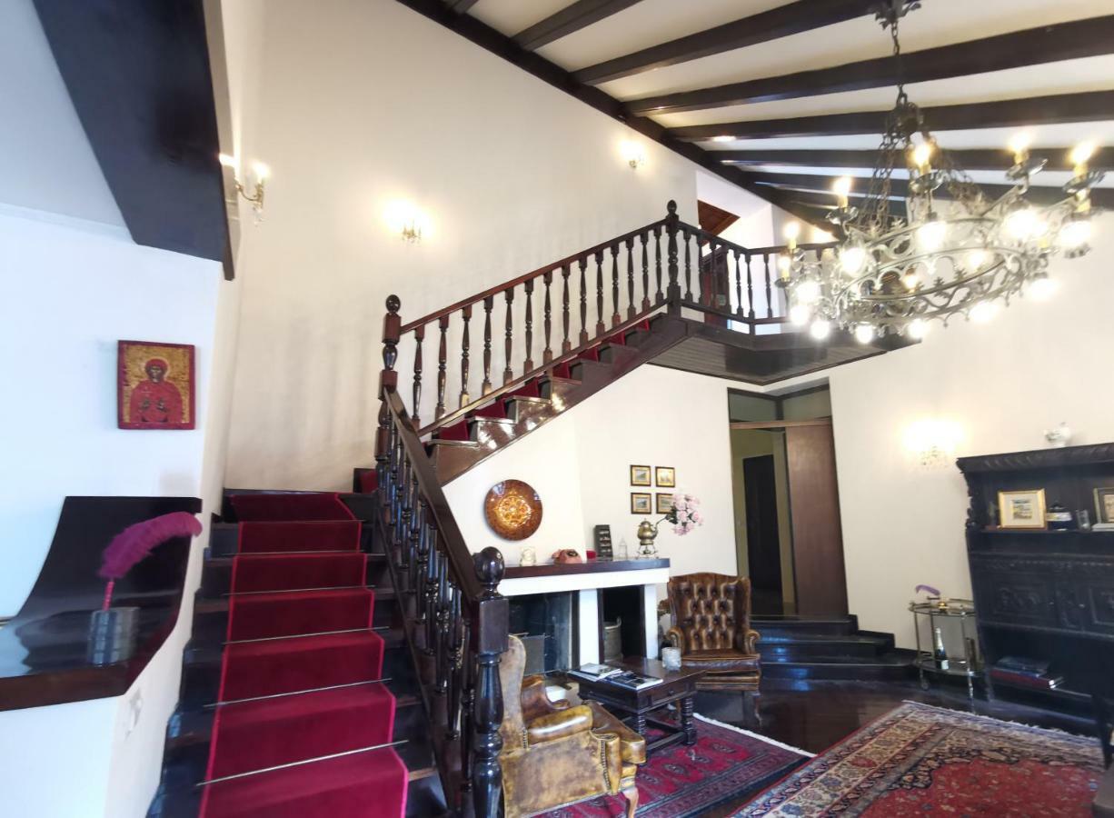그라베도나 Elegant Historic Large House On Lake Como 아파트 외부 사진